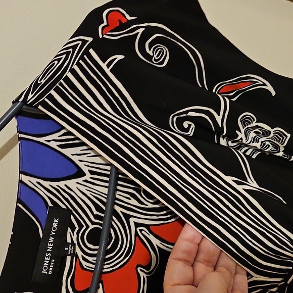 NWOT Jones New York Black Dress with Red and Blue Floral Pattern - Picture 7 of 11